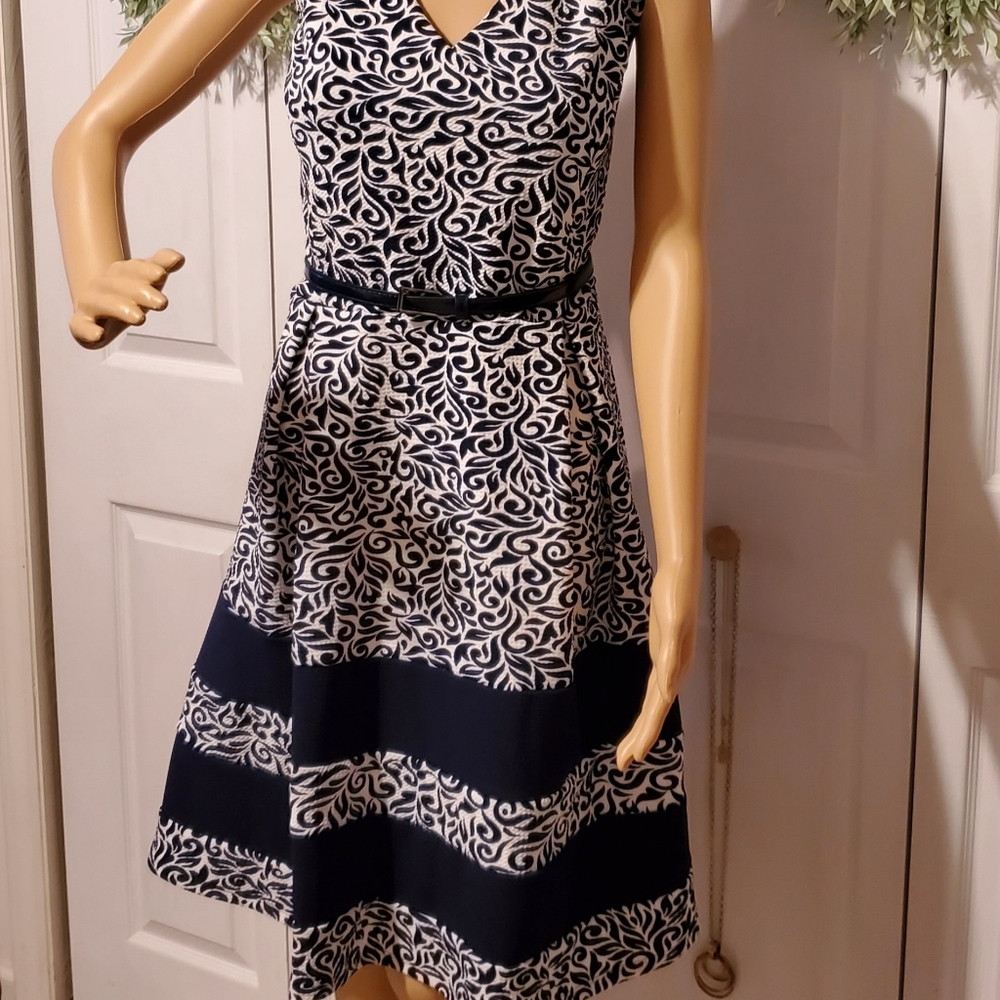Blooming Rose Sleeveless Dress